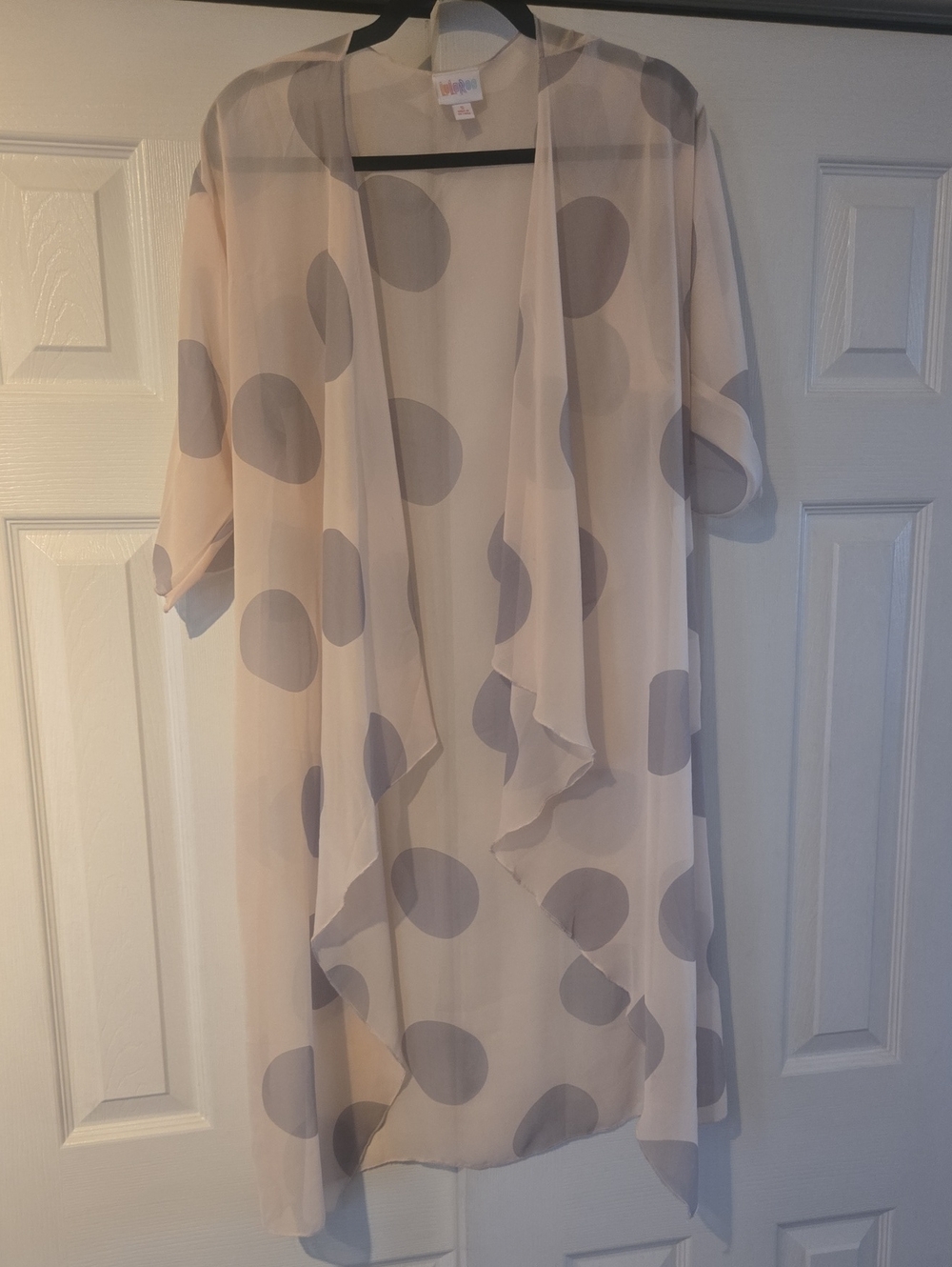 Lula Roe Polka Dot Tunic in Cream & Gray Size Small Like New